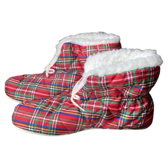 Dearfoams Slippers - Picture 2 of 10